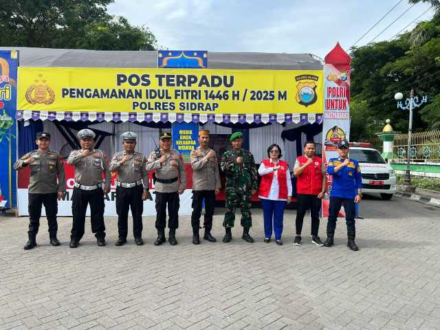 Personel Koramil 1420-03/Maritengngae Pasang Badan! Kawal Mudik & Lebaran