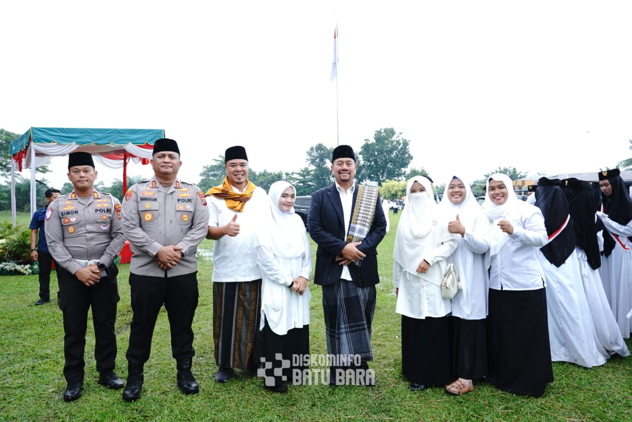 Upacara santri 2025 Bupati Batu. Bara tekankan Penting nyaPeran santri dalam menjaga Nilai kebangsaan