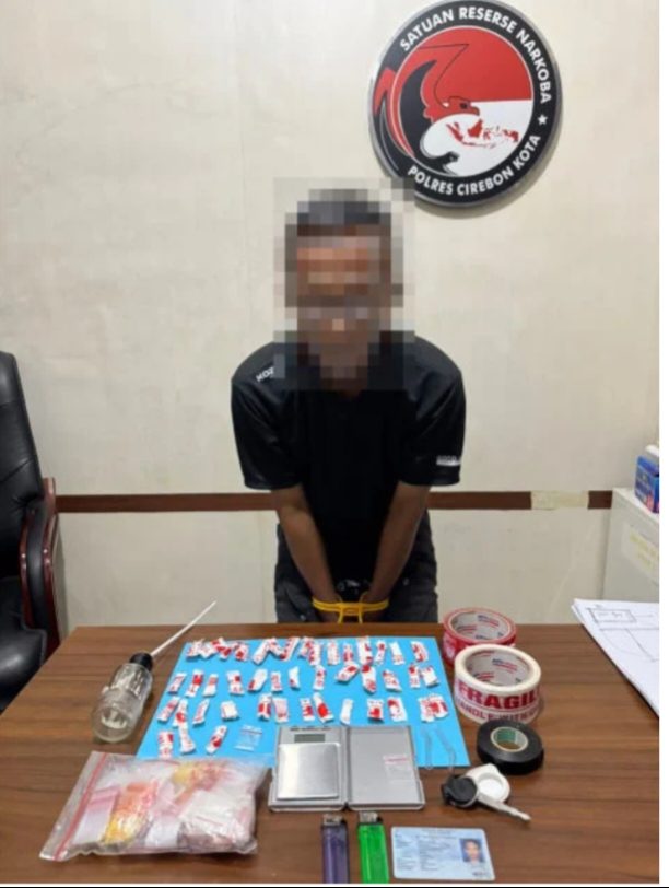 Sat Resnarkoba Polres Cirebon Kota Tangkap Pengedar Sabu 39,5 Gram Di Pekalipan.