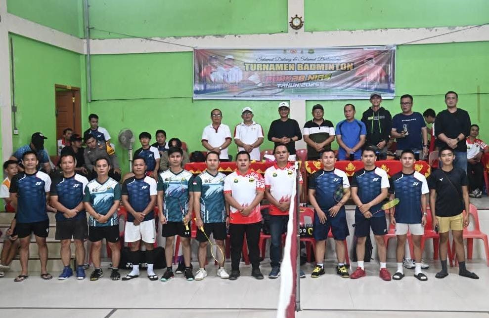 Bupati Nias Hadiri Final Cabor Bulu Tangkis PORKAB Nias Tahun 2025