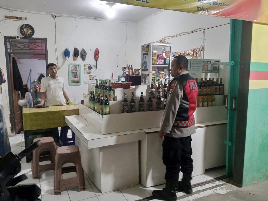 Polisi polsek Tempuran tingkatkan Giat Cipta Kondisi KRYD dengan sasaran Minuman Keras di Wilayah Hukum Polsek Tempuran